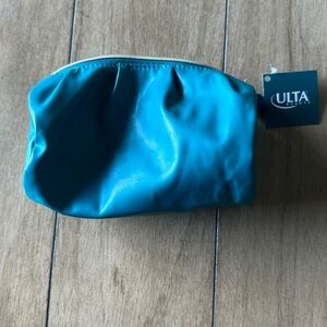 Ulta teal blue makeup bag NWT